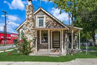 2610 N Zarzamora St - Photo 1 of 1