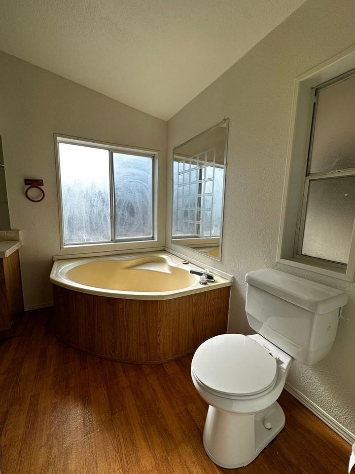 611 W Verde Ln - Photo 7 of 22