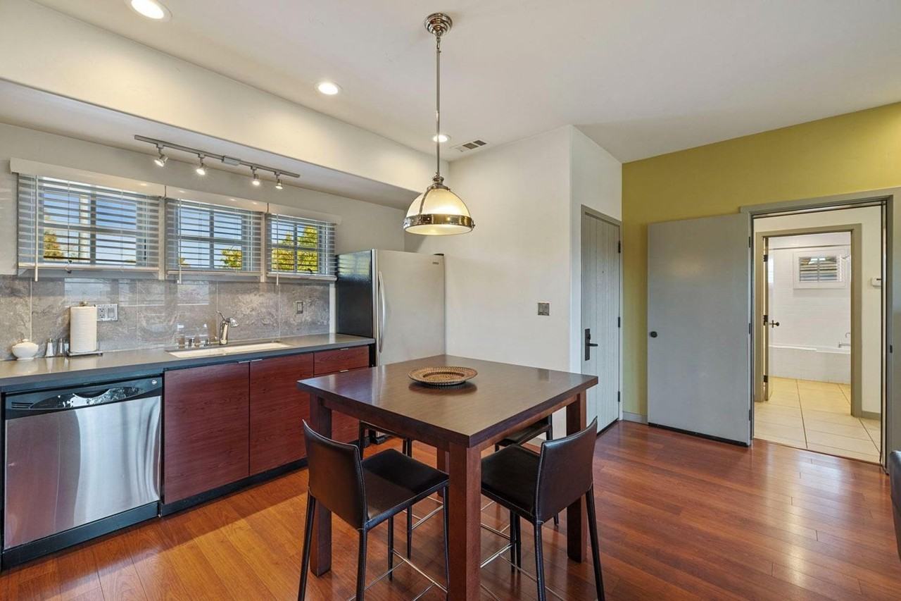 Fia Bella Suites 1279 - Photo 3 of 32