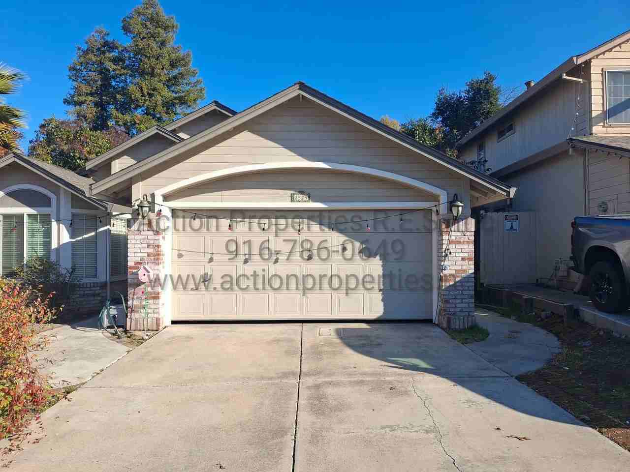 8324 Lonely Hill Way - Photo 3 of 50