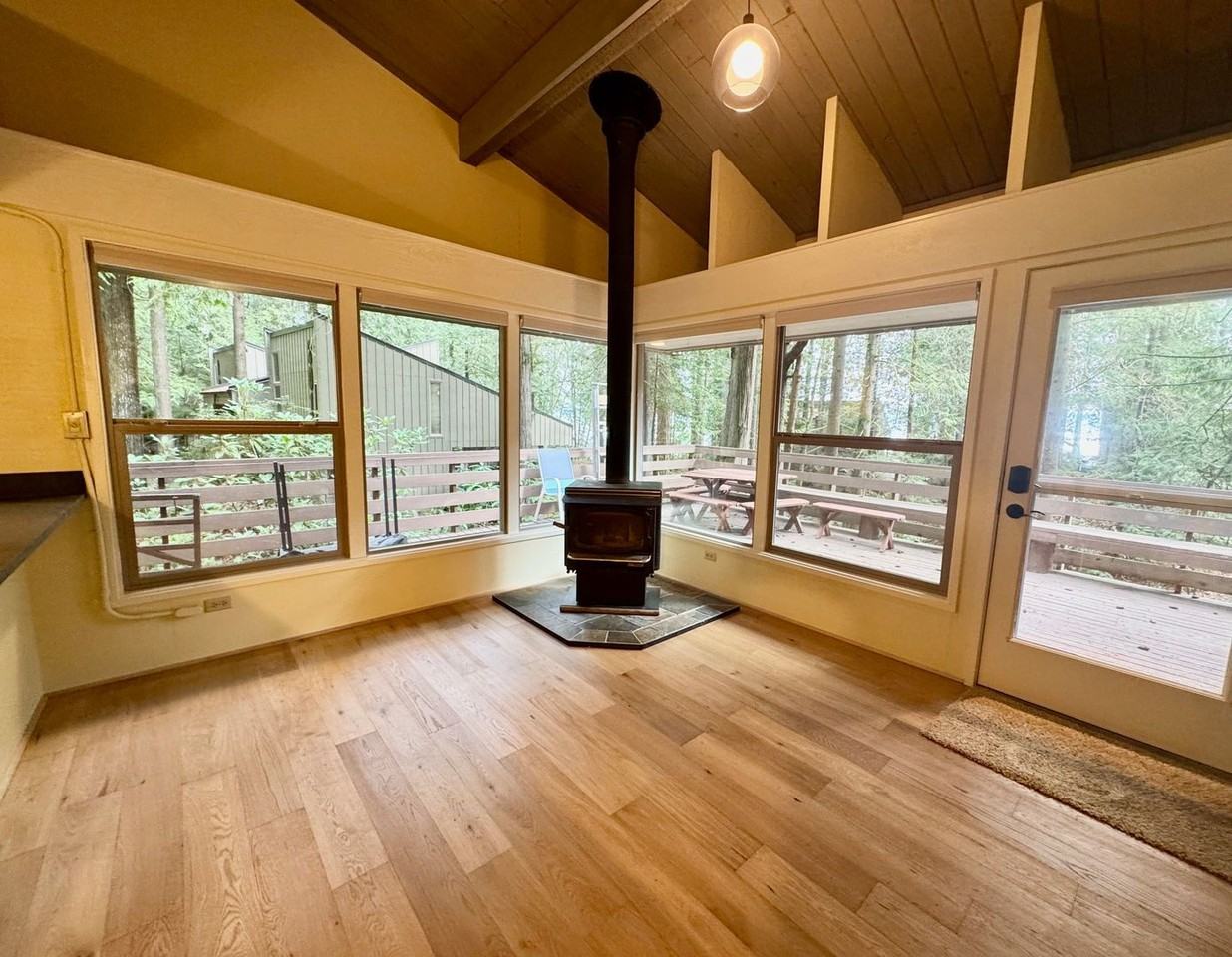 199 E Cutty Sark Dr - Photo 3 of 29