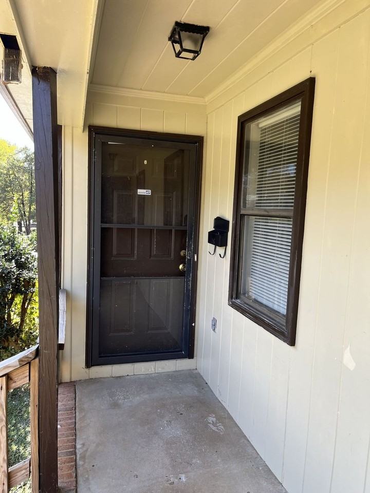 3631 Driftwood Dr - Photo 5 of 20