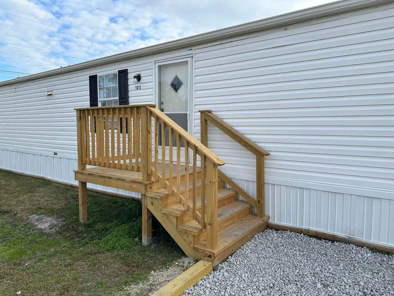 1012 10th St - Photo 4 of 25