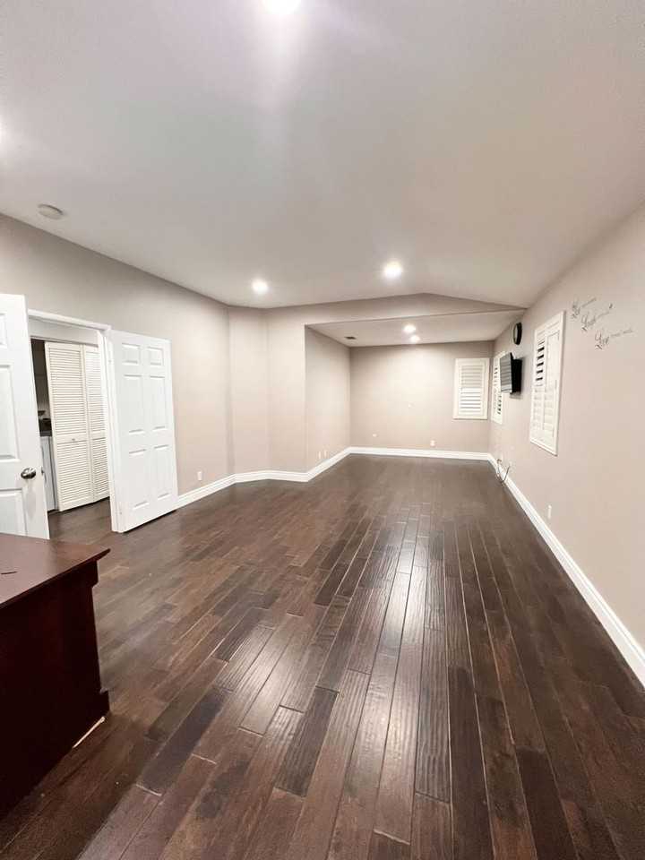 14 French Ct - Photo 4 of 15