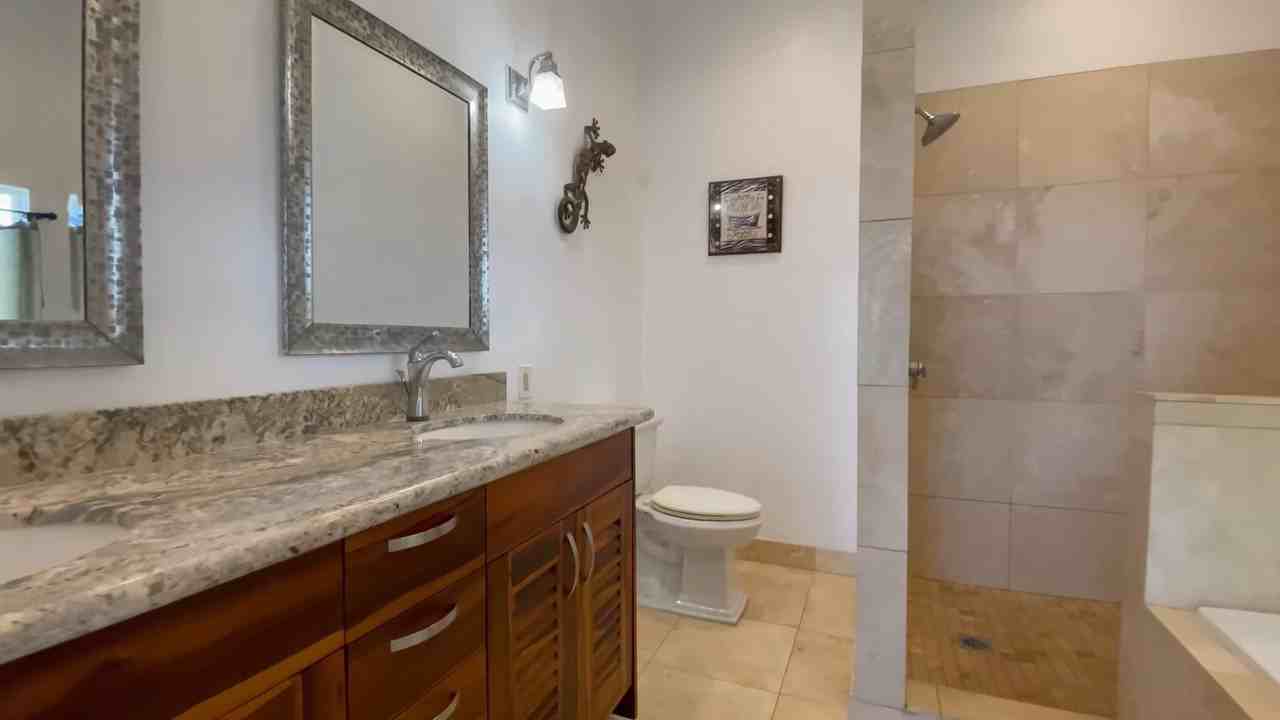 3850 Kilauea Ave #C - Photo 2 of 12