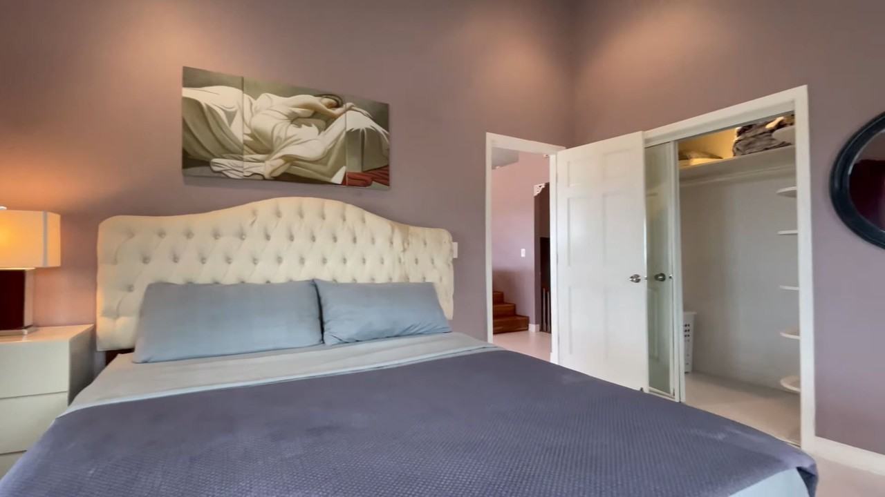 3850 Kilauea Ave #C - Photo 3 of 12