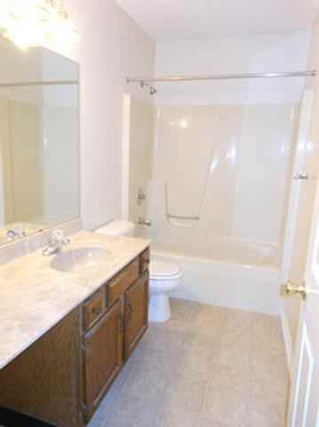 7400 Kingswood Drive - Photo 2 of 38