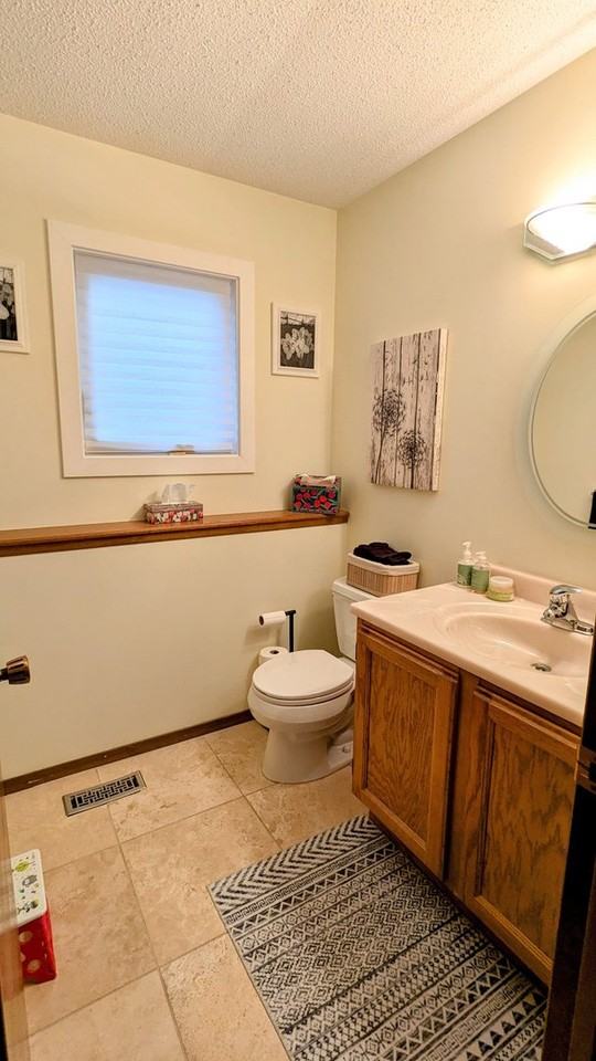 48 Hawkley Valley Rd Nw - Photo 3 of 23