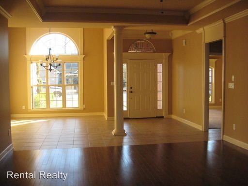 2 Justice Ln - Photo 3 of 22