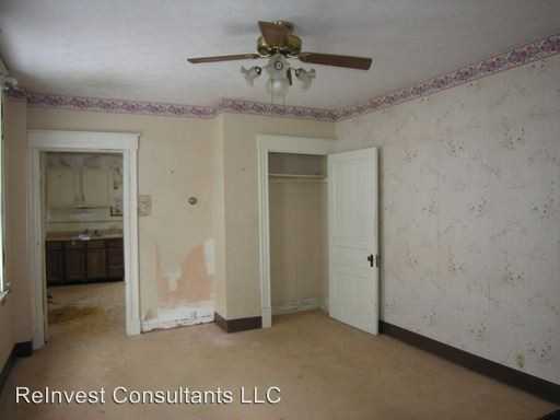 3350 Dickinson Ave - Photo 3 of 14