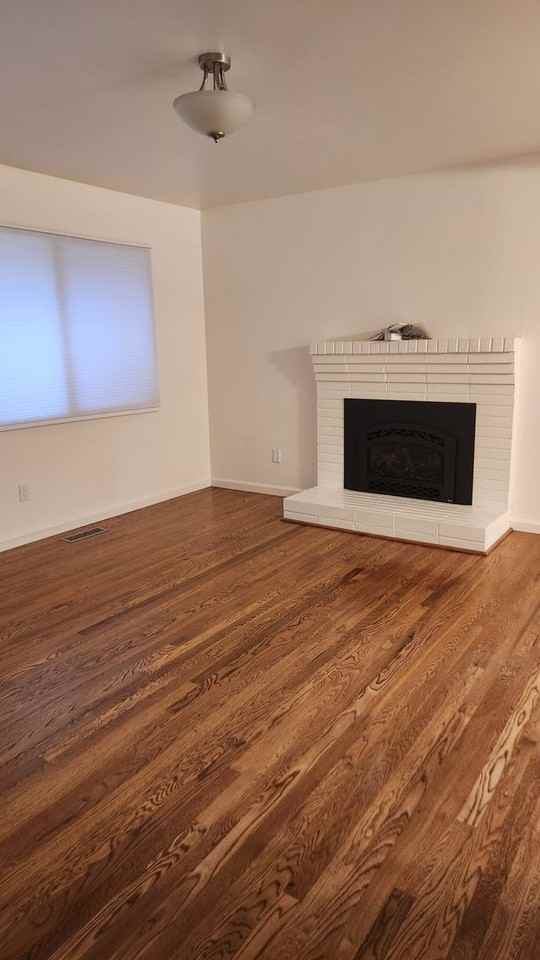 1455 Driftwood Ct - Photo 3 of 13