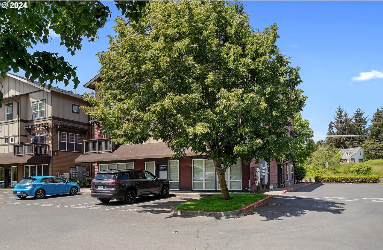 22802 Sw Forest Creek Dr #203 - Photo 5 of 35