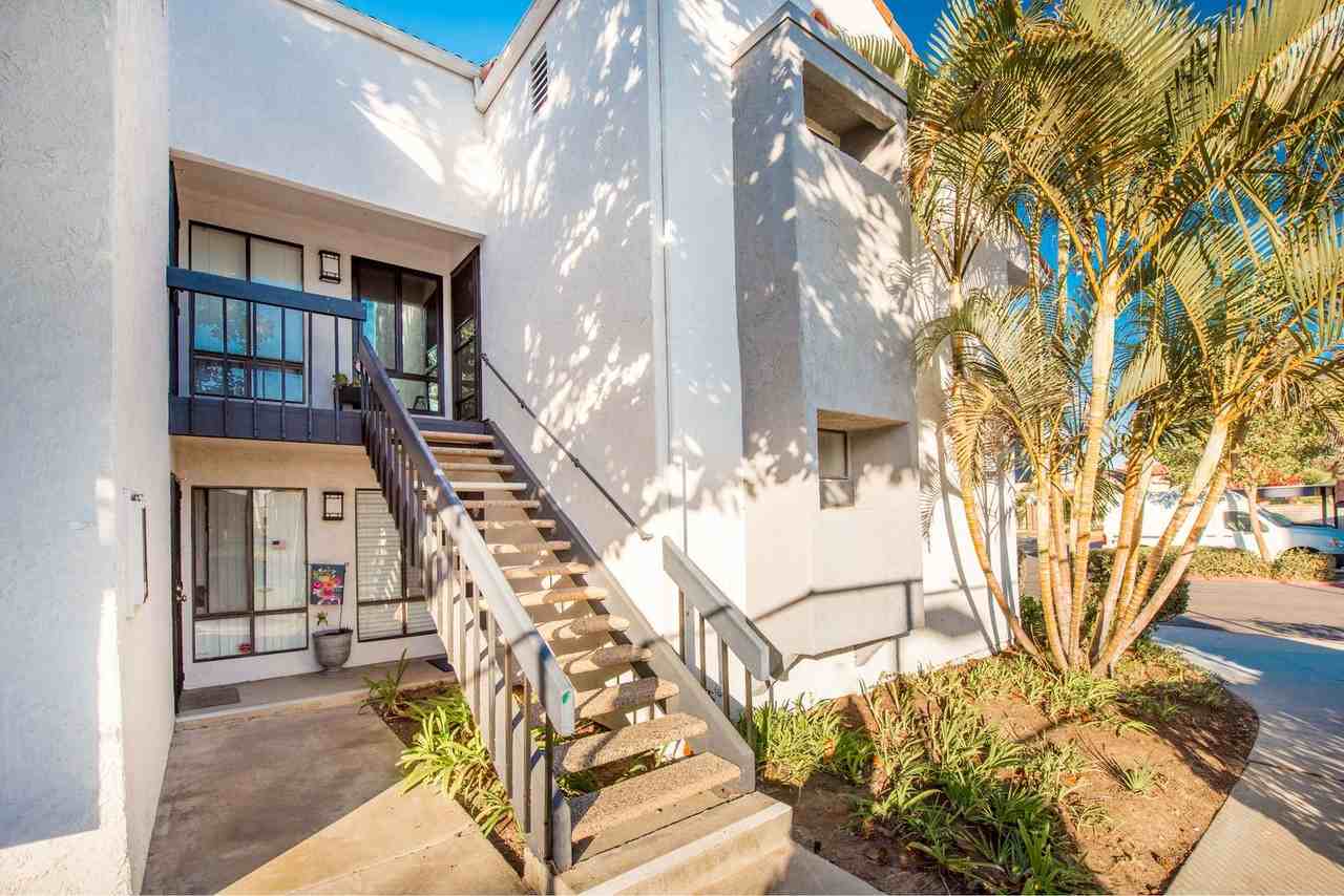 2323 Huntington St #902 - Photo 2 of 32