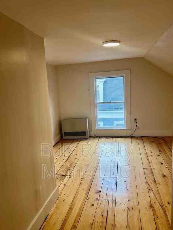 126 Emery St #3A - Photo 7 of 9