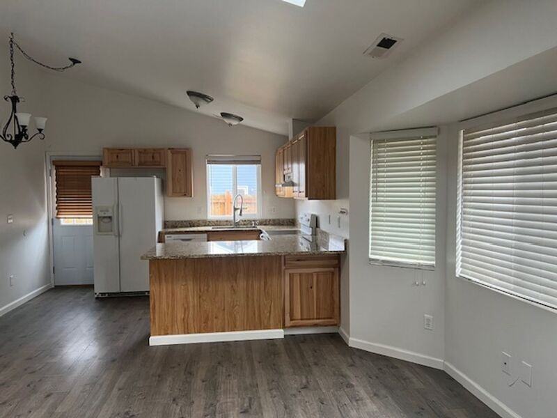 2722 178th Pl Ne - Photo 3 of 20