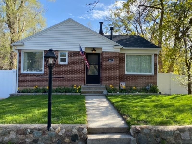 907 Sullivan Rd - Photo 2 of 26