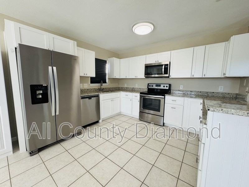 6528 Omoko St - Photo 6 of 20