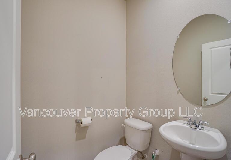 9448 N Chestnut Ct - Photo 5 of 32