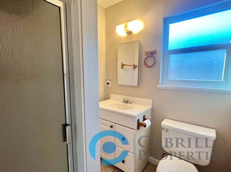 1580 Parrot St #B - Photo 6 of 8