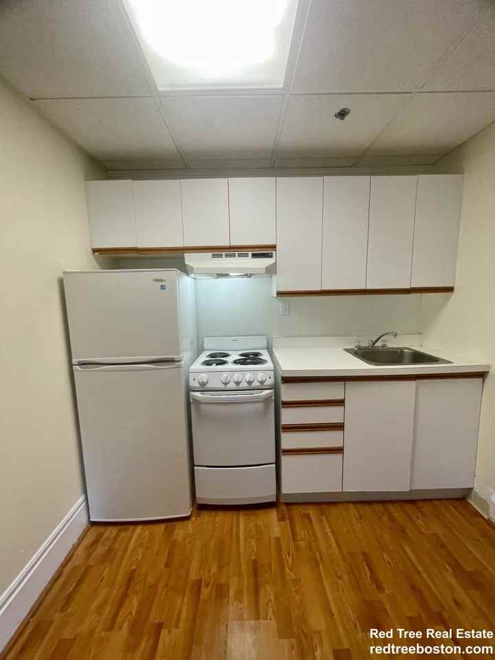 62 Boylston St #726 - Photo 4 of 14