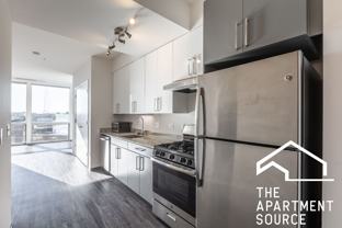 2340 N California Ave #405 - Photo 1 of 1