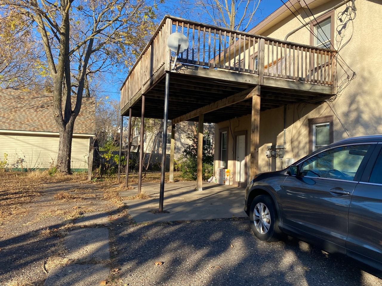 404 W 28th St - Photo 3 of 11