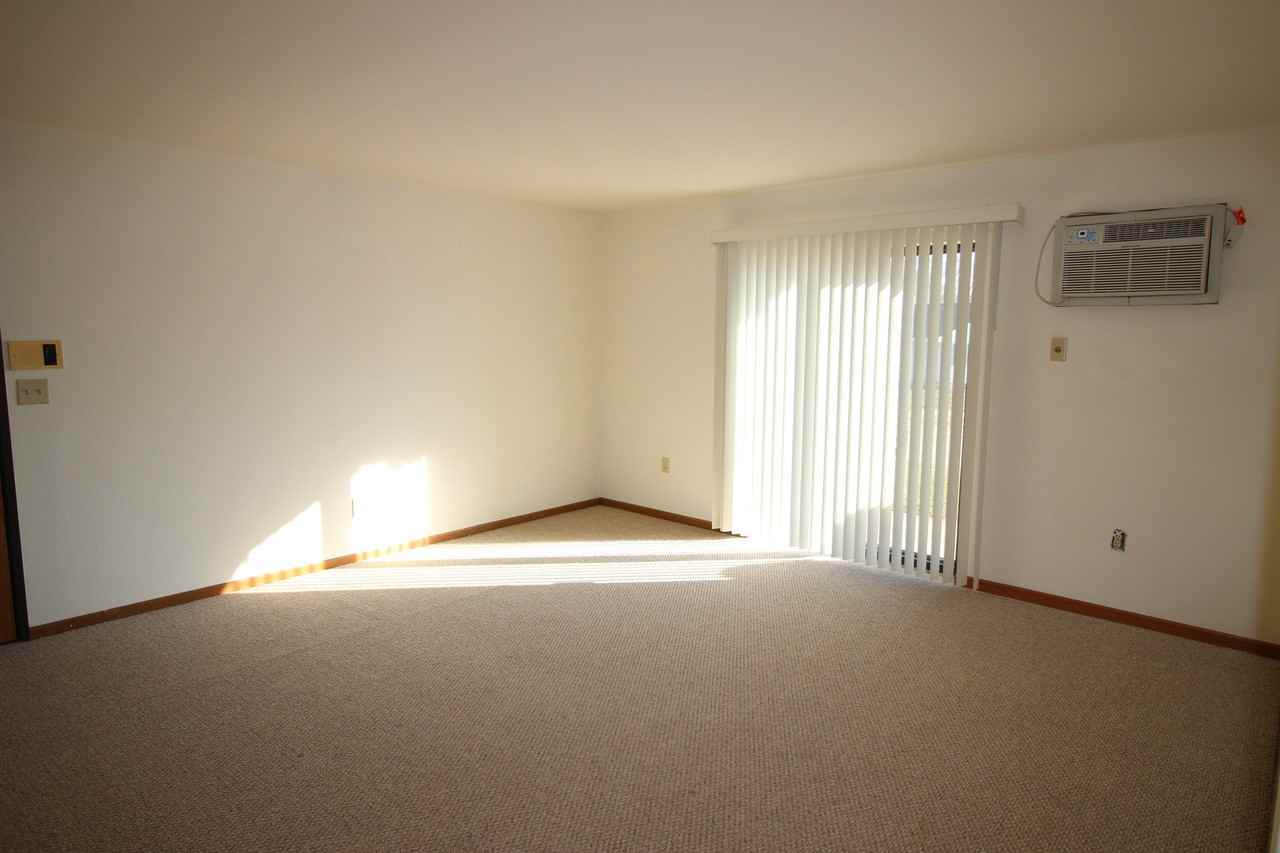 115-131 Carriage Way - Photo 3 of 5