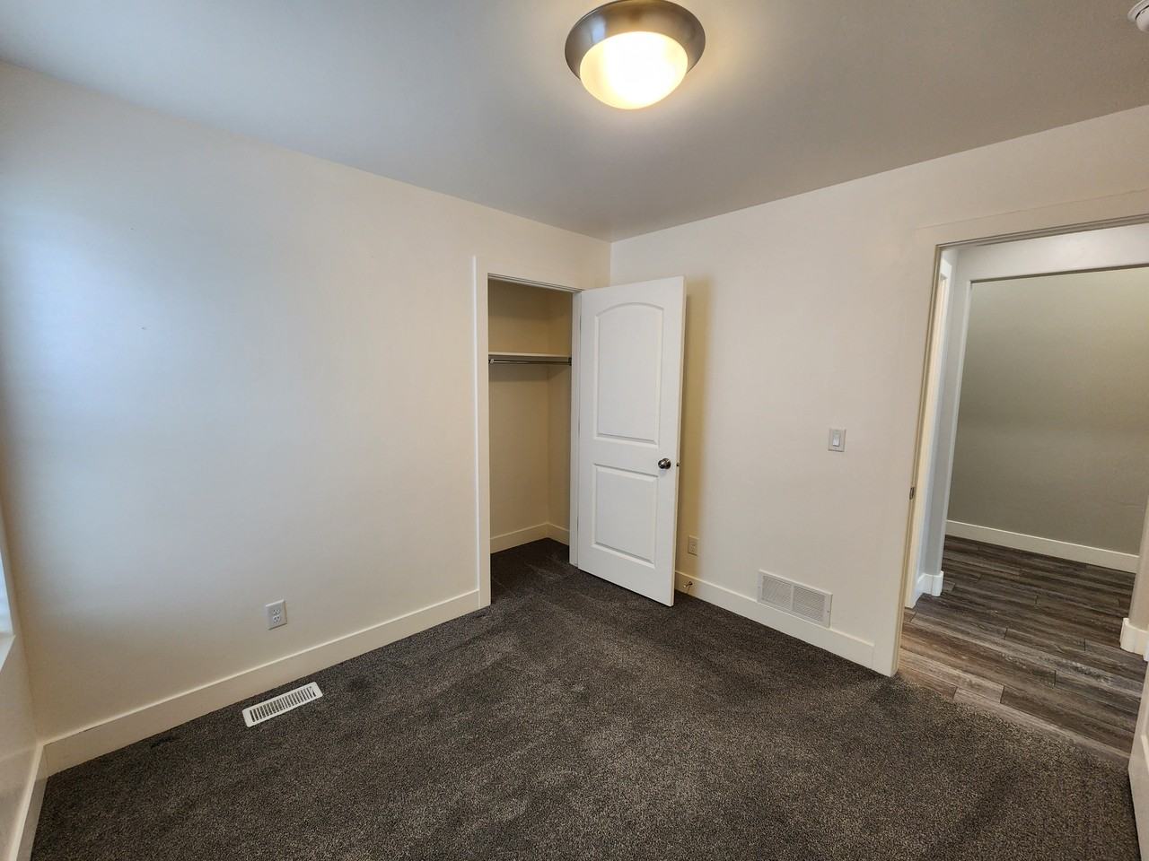 3345 E Guila Dr - Photo 5 of 16