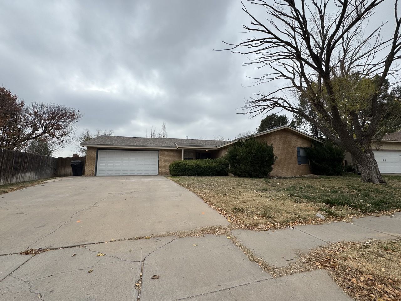 12 Western Briar Rd - Photo 3 of 16