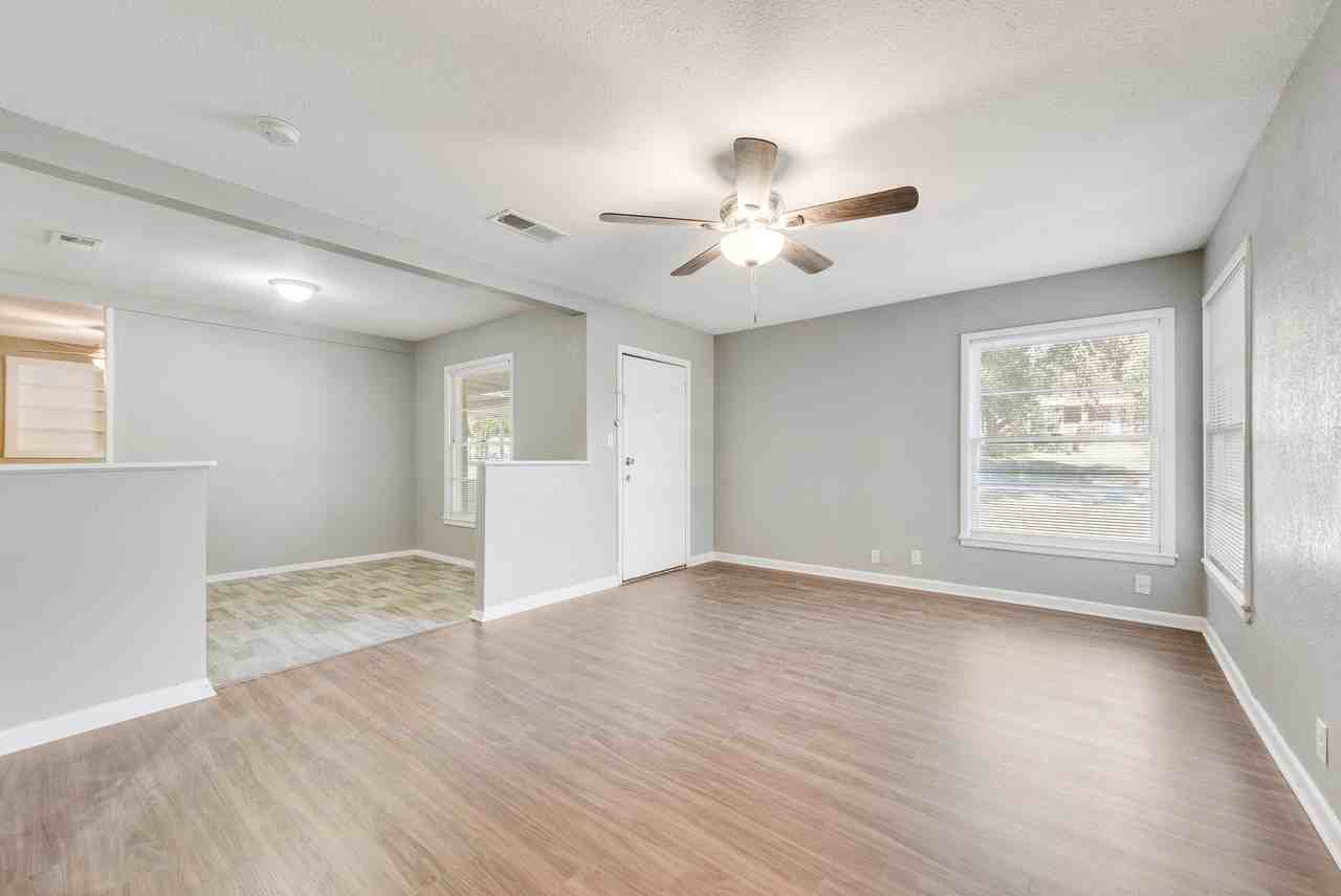 3151 Chamness Ct - Photo 6 of 23