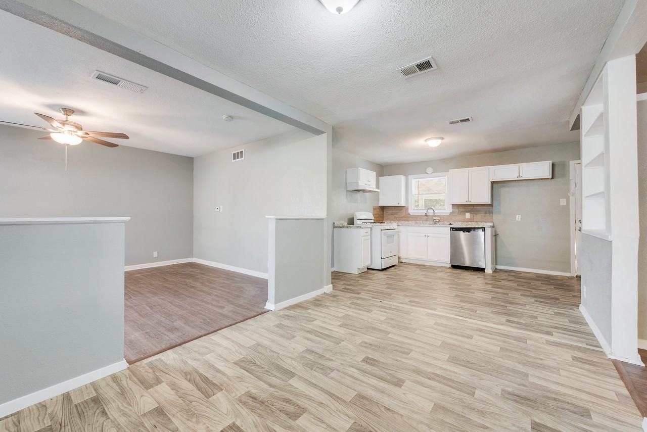 3151 Chamness Ct - Photo 7 of 23