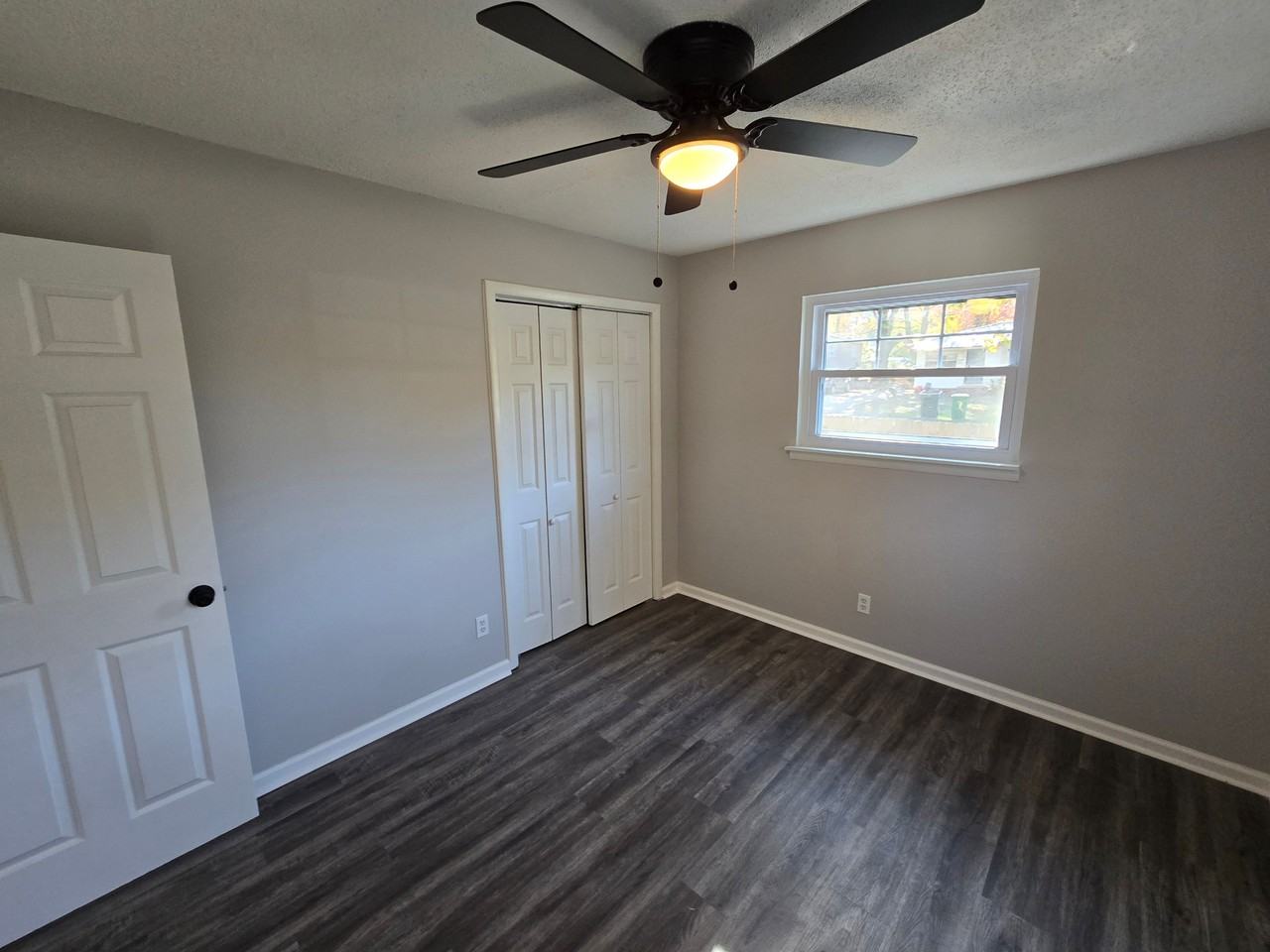 7518 Twin Oaks Rd - Photo 7 of 13