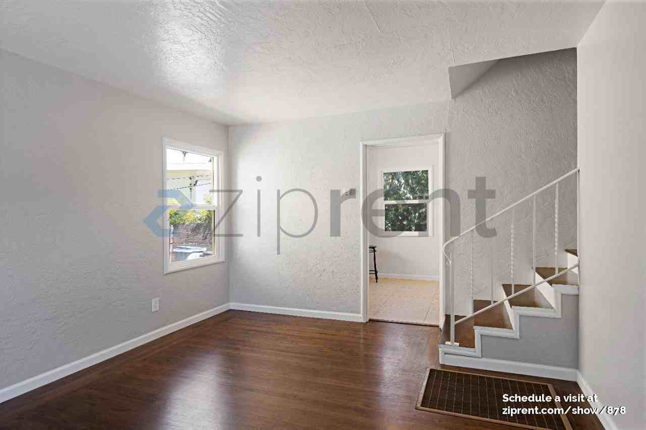 2825 Sacramento St #2813 - Photo 2 of 10