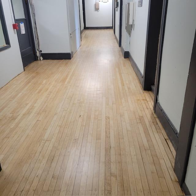 544 Broadway St S - Photo 3 of 50