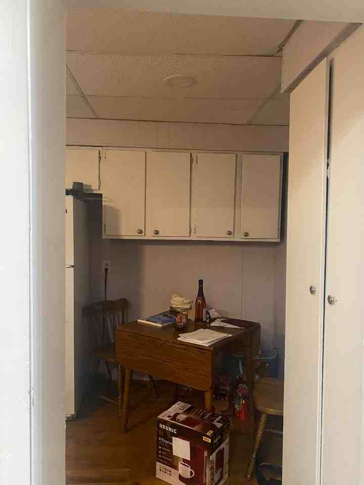 544 Broadway St S - Photo 4 of 50