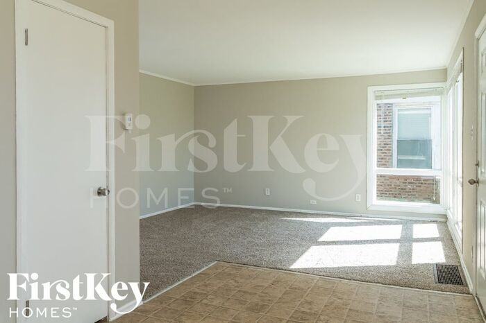 8401 S Kenton Ave - Photo 3 of 15