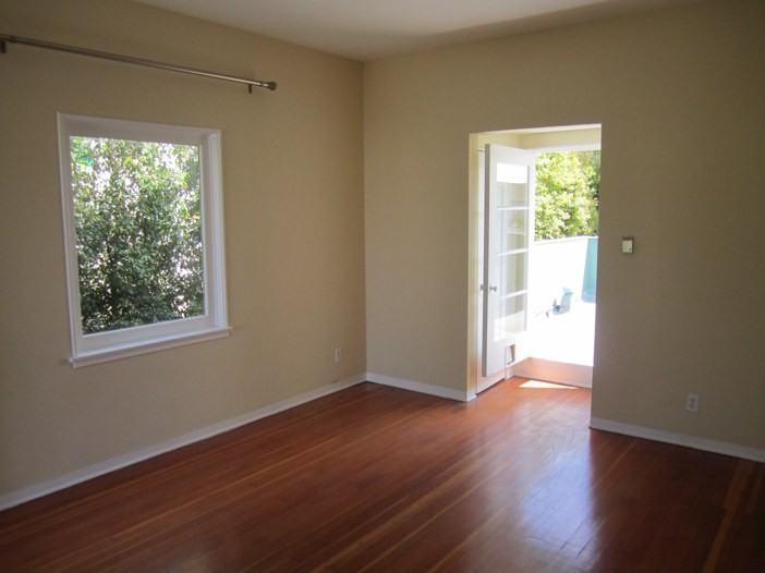 310 S Crescent Heights Blvd - Photo 2 of 25