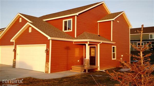 5816 Anna Ave - Photo 2 of 7