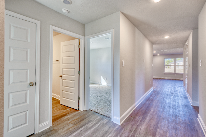 9043 Holly Cv - Photo 4 of 19