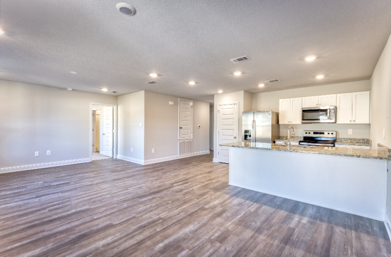 9043 Holly Cv - Photo 5 of 19