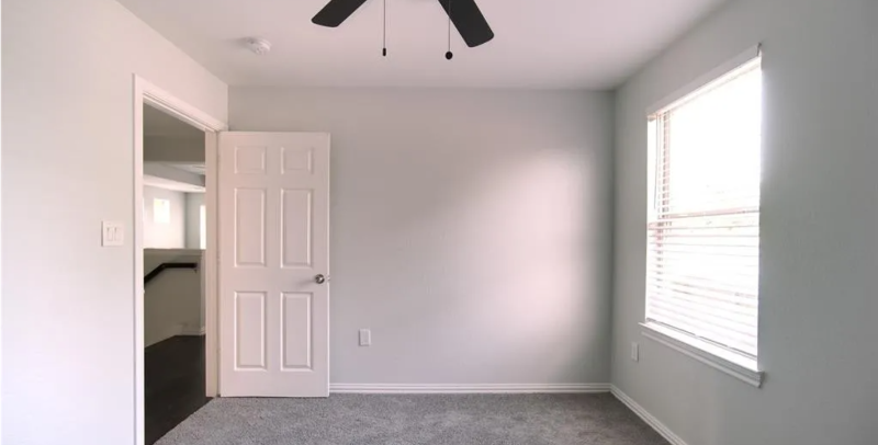 7908 Virgil St - Photo 7 of 9