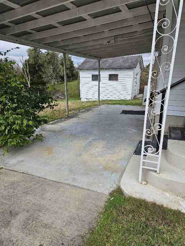 113 N Main St - Photo 2 of 21