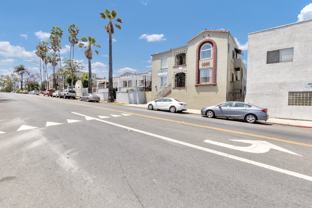 1211 Magnolia Ave - Photo 1 of 1