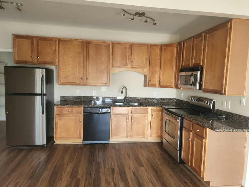 885 Forest Ave #302 - Photo 2 of 6