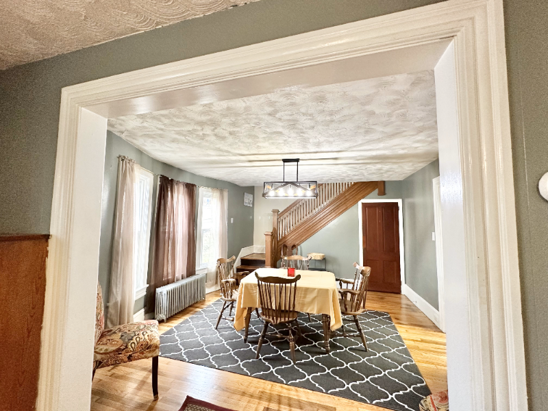 1160 Upper Mulberry St - Photo 3 of 4