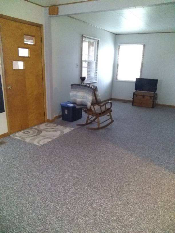 314 E 14th St - Photo 3 of 6