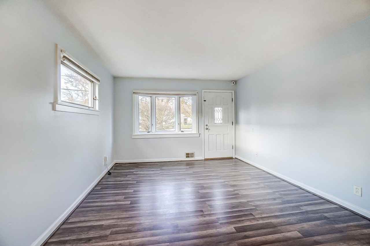 3079 Lapland Drive - Photo 6 of 50