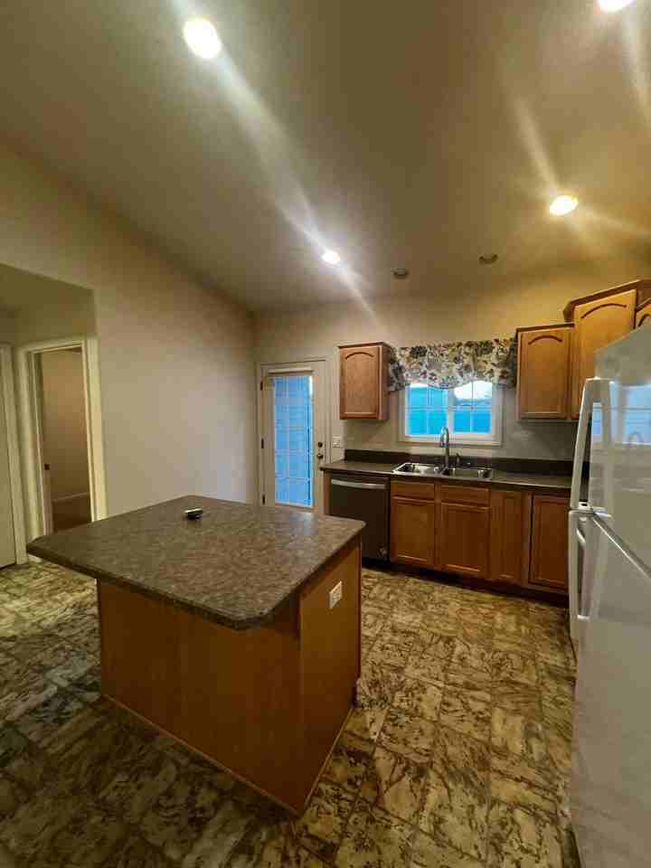 3142 New Hope Dr - Photo 3 of 20