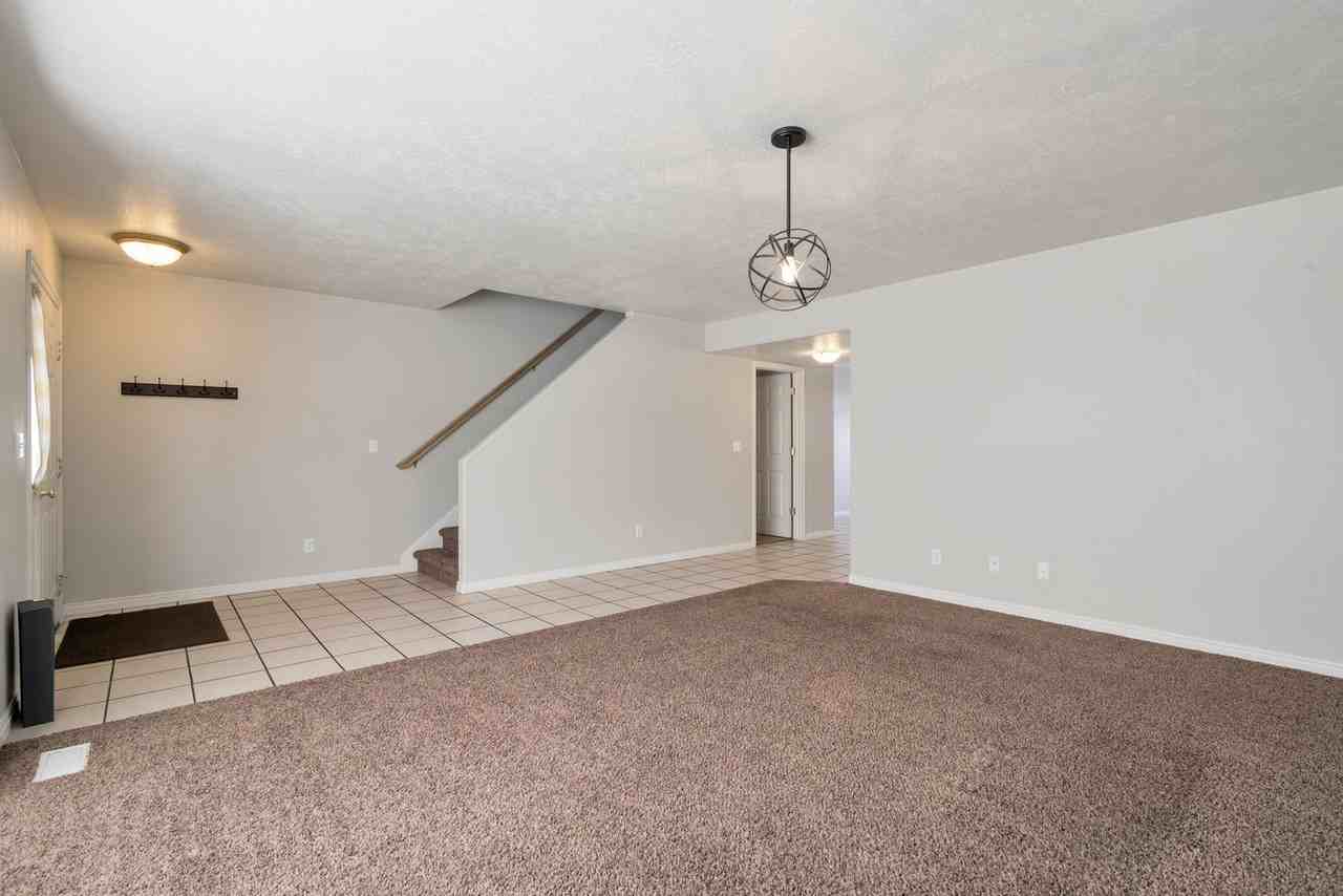 1338 S 1440 E - Photo 2 of 20