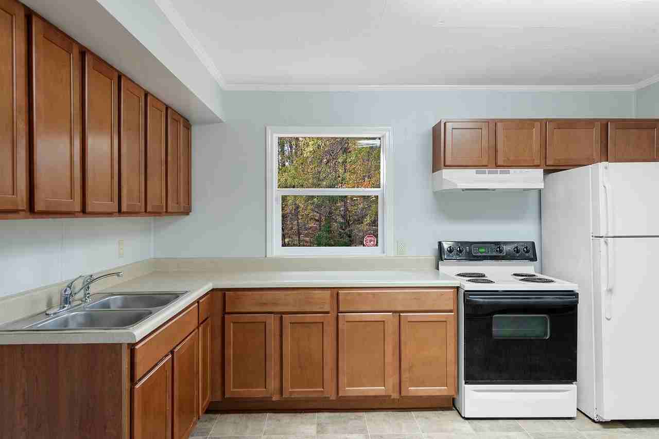 3516 Four Seasons Dr - Photo 3 of 20